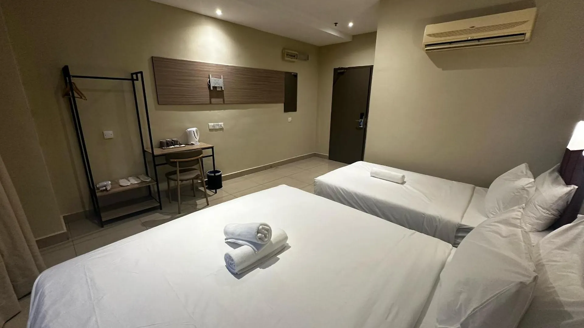 Kingston Hotel 12 - Jalan Raja Laut, Kl Kuala Lumpur 3*,